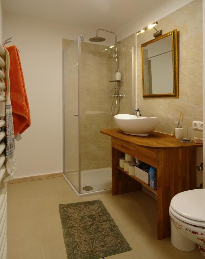 Homely Apartment In The Center With Garden View Gmunden Zewnętrze zdjęcie