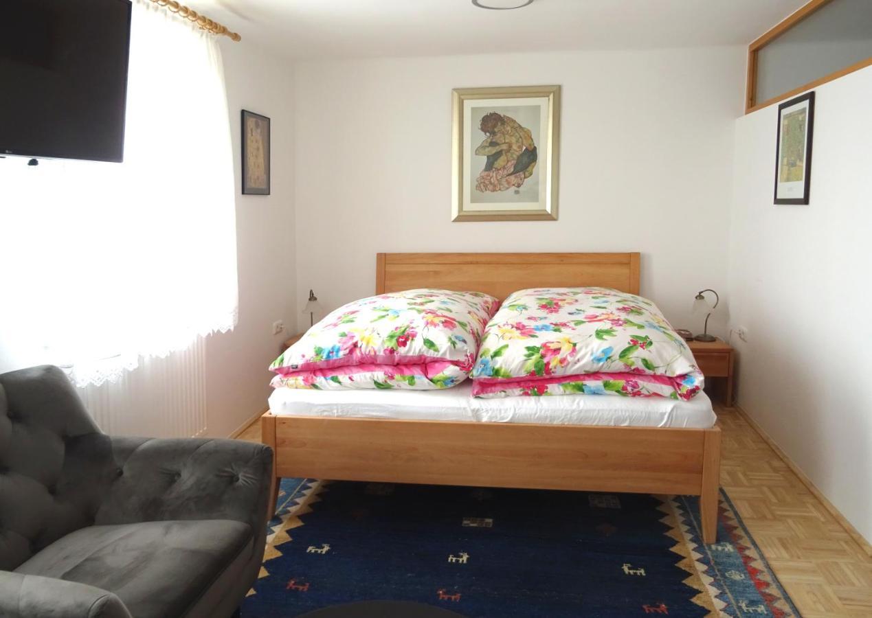 Homely Apartment In The Center With Garden View Gmunden Zewnętrze zdjęcie